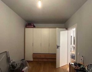 Appartement 3 chambres à vendre dans Cluj-napoca, zone Intre Lacuri