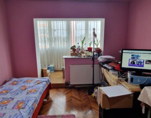 Lakás 3 szobák eladó on Cluj-napoca, Zóna Manastur