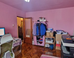 Lakás 3 szobák eladó on Cluj-napoca, Zóna Manastur