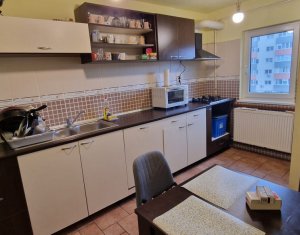 Lakás 3 szobák eladó on Cluj-napoca, Zóna Manastur