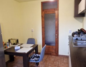 Lakás 3 szobák eladó on Cluj-napoca, Zóna Manastur