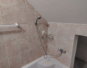 Apartament cu 3 camere, zona Tineretului, Floresti