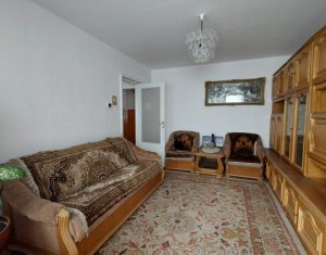 Appartement 4 chambres à vendre dans Cluj-napoca, zone Manastur