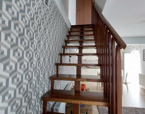 Appartement 4 chambres à vendre dans Cluj-napoca, zone Manastur