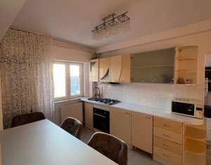 Appartement 4 chambres à louer dans Cluj-napoca, zone Marasti