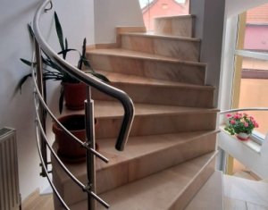 Ház 5 szobák kiadó on Cluj-napoca, Zóna Iris