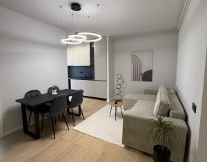 Lakás 3 szobák eladó on Floresti