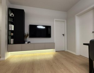 Lakás 3 szobák eladó on Floresti