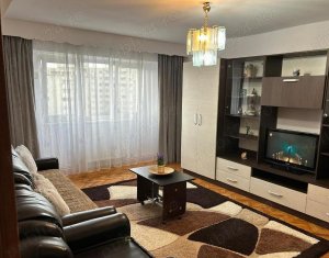 Appartement 3 chambres à louer dans Cluj-napoca, zone Marasti