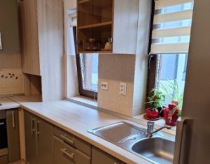 Appartement 3 chambres à louer dans Floresti