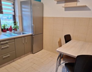 Appartement 3 chambres à louer dans Floresti