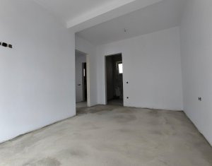 Ház 4 szobák eladó on Floresti