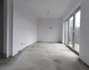 Ház 4 szobák eladó on Floresti