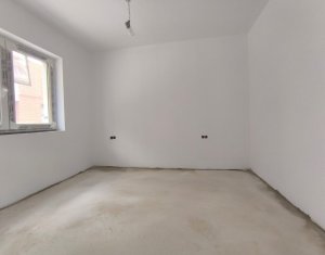 Ház 4 szobák eladó on Floresti