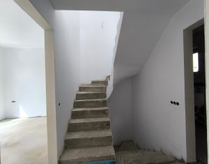 Ház 4 szobák eladó on Floresti