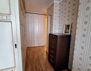 Lakás 2 szobák eladó on Floresti