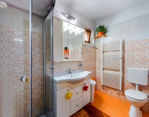 Casa individuala 300 mp, teren 500 mp, zona Piata Engels !