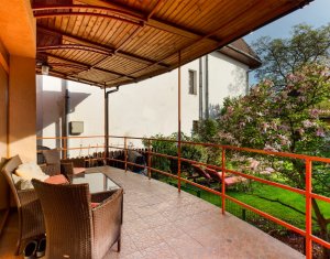 Casa individuala 300 mp, teren 500 mp, zona Piata Engels !