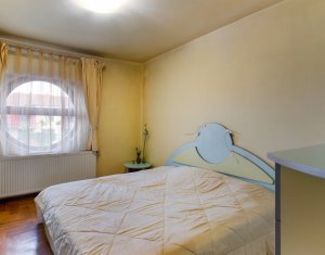 Casa individuala 300 mp, teren 500 mp, zona Piata Engels !