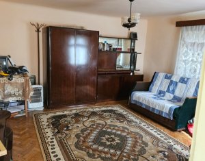 Casa de vanzare, teren 1700 mp, Ceanu Mic, judetul Cluj