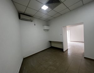 Spatiu comercial stradal 44mp, Motilor colt cu strada Piezisa