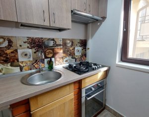 PROMOTIE! Apartament 3 camere, parcare, zona Eroilor, Floresti