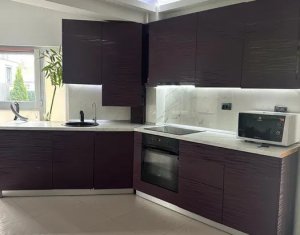 Lakás 2 szobák eladó on Floresti