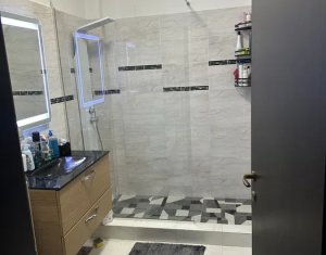 Lakás 2 szobák eladó on Floresti