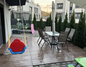 Lakás 2 szobák eladó on Floresti