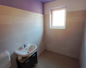 Lakás 2 szobák eladó on Floresti