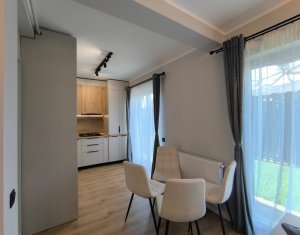 Maison 4 chambres à vendre dans Floresti