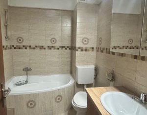 Lakás 3 szobák eladó on Baciu