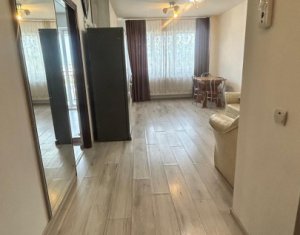 Lakás 3 szobák eladó on Baciu