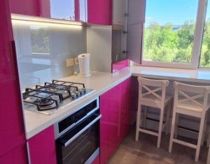 Appartement 3 chambres à louer dans Cluj-napoca, zone Centru