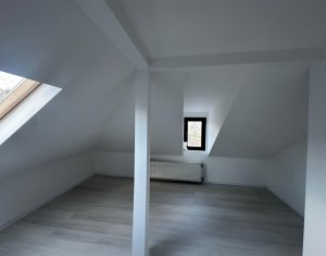 Maison 4 chambres à vendre dans Cluj-napoca, zone Iris