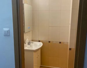 Appartement 3 chambres à vendre dans Cluj-napoca, zone Marasti