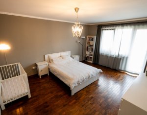 Lakás 2 szobák eladó on Floresti