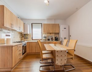 , 60m2 dans Floresti