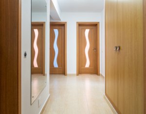 Appartement 3 chambres à vendre dans Floresti