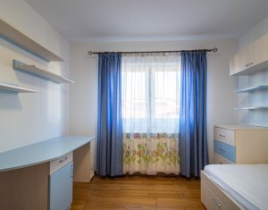 Appartement 3 chambres à vendre dans Floresti