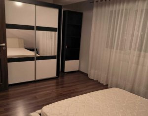 Apartament spatios de inchiriat, 3 camere, Floresti