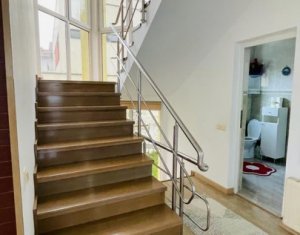 Maison 6 chambres à vendre dans Cluj-napoca, zone Europa