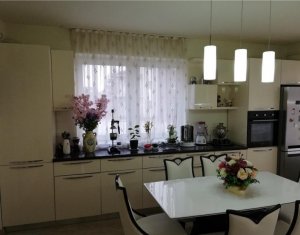 Maison 6 chambres à vendre dans Cluj-napoca, zone Europa