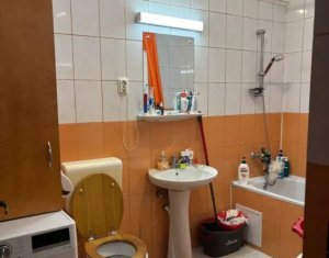 Lakás 2 szobák eladó on Floresti