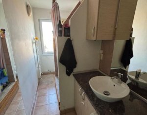 Lakás 3 szobák eladó on Baciu