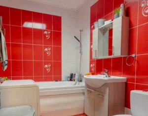 Apartament decomandat 2 camere, strada Porii