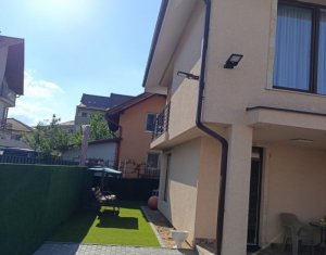 Maison 4 chambres à vendre dans Floresti