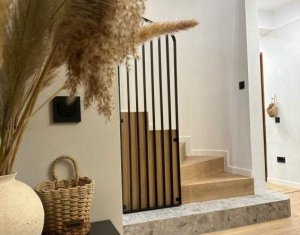 Maison 4 chambres à vendre dans Cluj-napoca, zone Europa