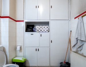 Ultracentral  Apartament cu 3 camere in vila cu 6 apartamente