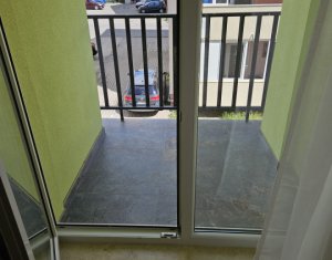 Lakás 2 szobák eladó on Floresti